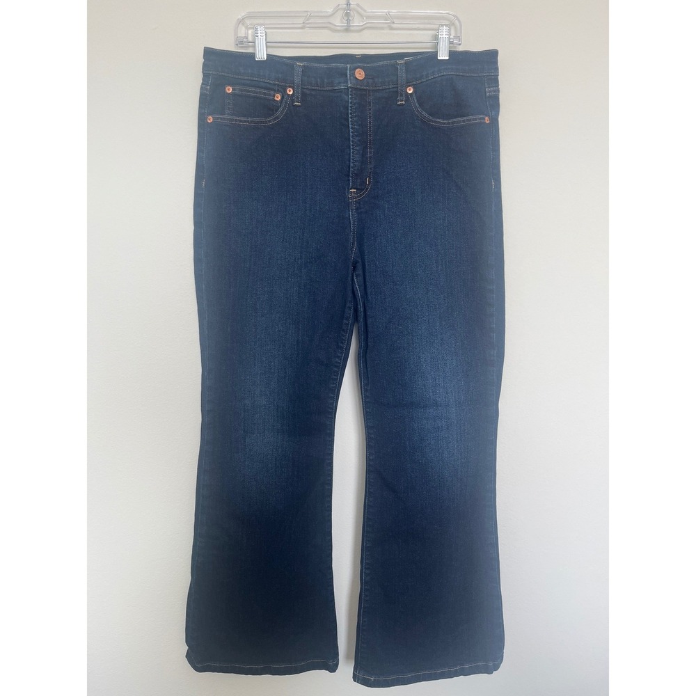 GAP 70's Flare High Rise Jeans Women's 16 Short Dark Wash Stretch Denim Blue - Picture 2 of 10